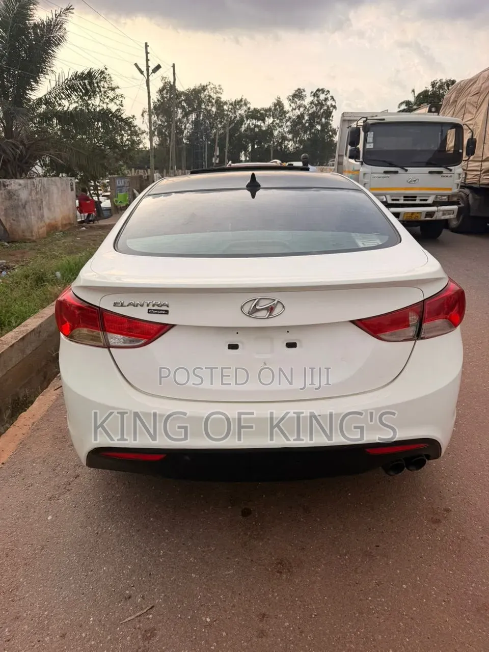 Hyundai Elantra GS Coupe FWD (1.8L 4cyl 6A) 2013 White