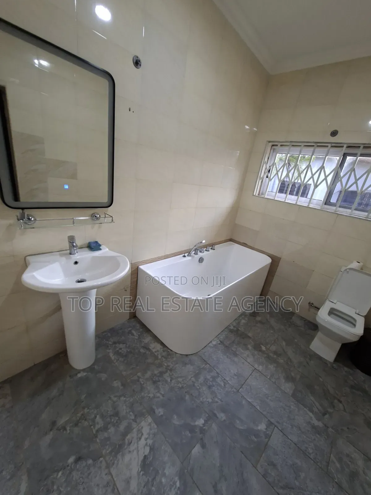 3bdrm Apartment in North Legon Antis for rent