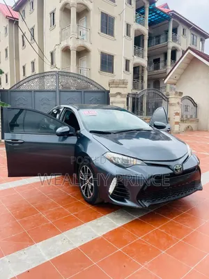 Toyota Corolla LE Eco (1.8L 4cyl 2A) 2018 Gray