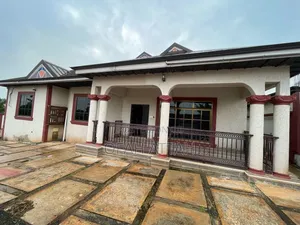 4bdrm House in Adankwame Esaso, Kumasi Metropolitan for sale