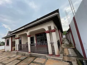 4bdrm House in Adankwame Esaso, Kumasi Metropolitan for sale