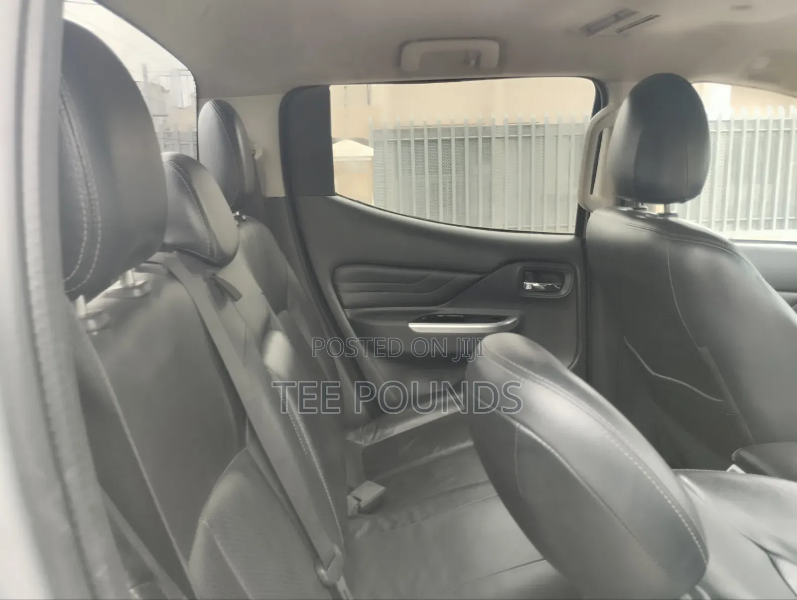 Mitsubishi L200 2020 Silver