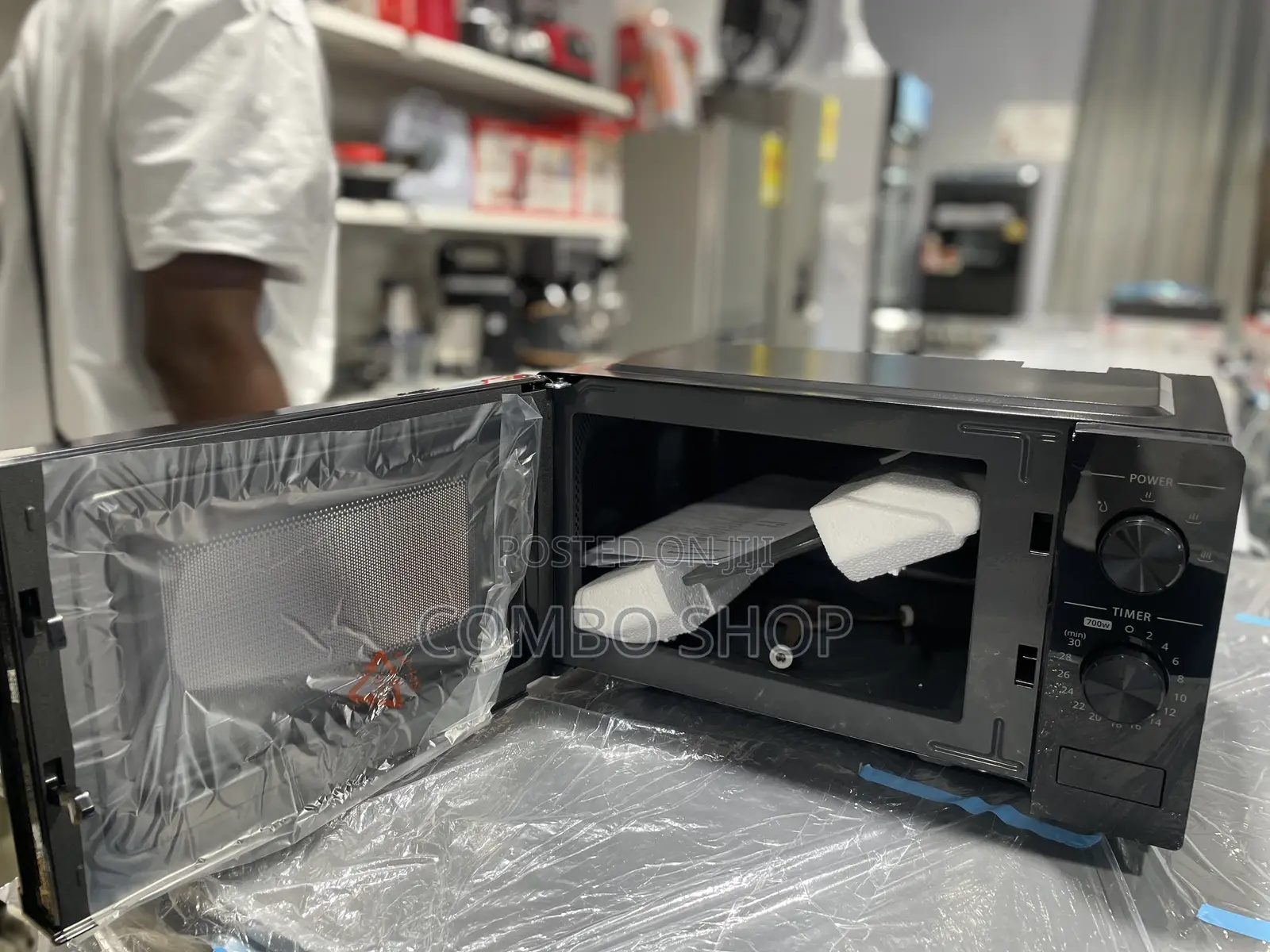 H a Microwave Oven