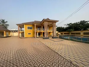 7bdrm Mansion in Kronum Afrancho, Kumasi Metropolitan for sale