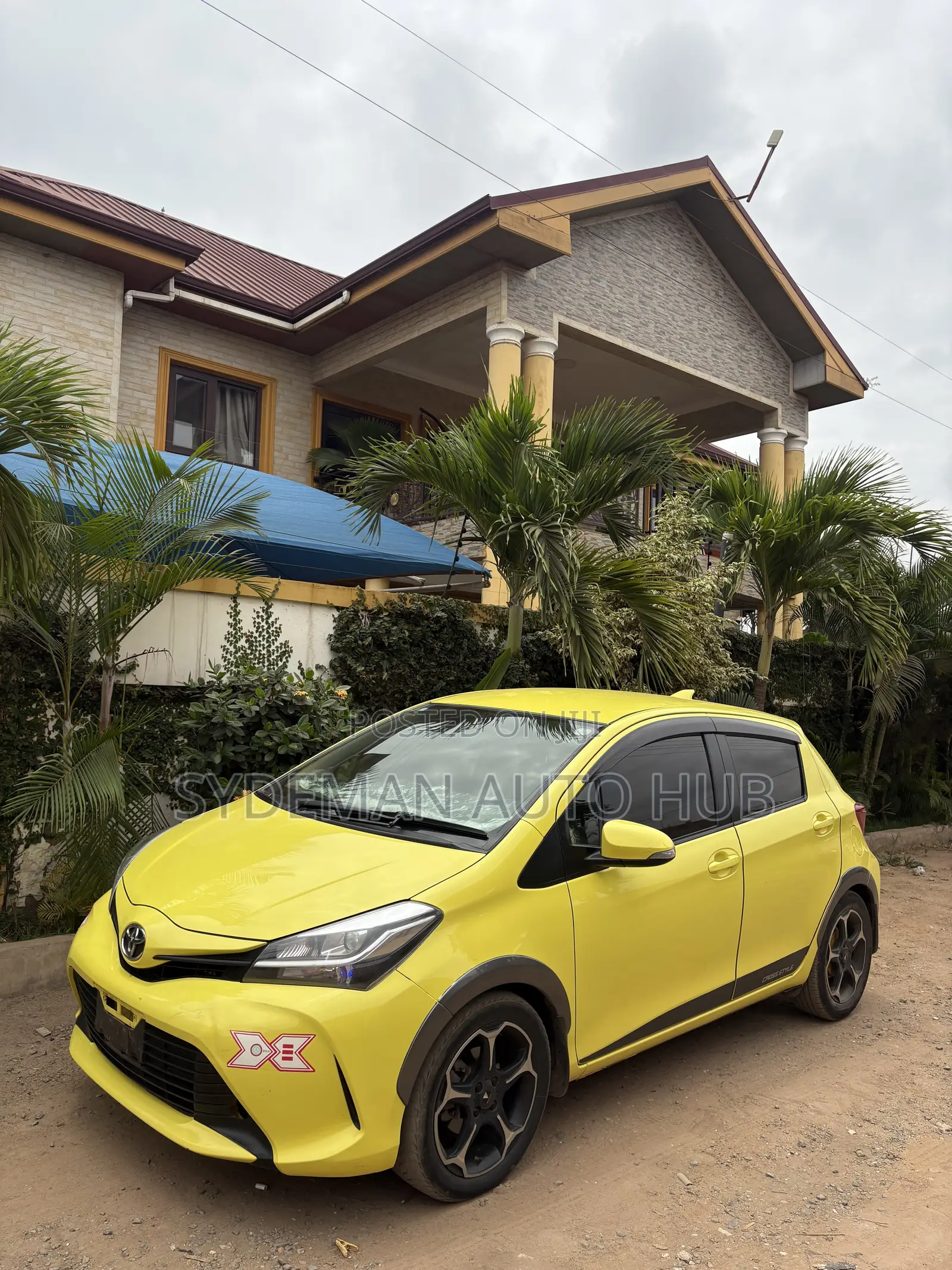 Toyota Vitz 1.3 FWD 3dr 2016 Yellow