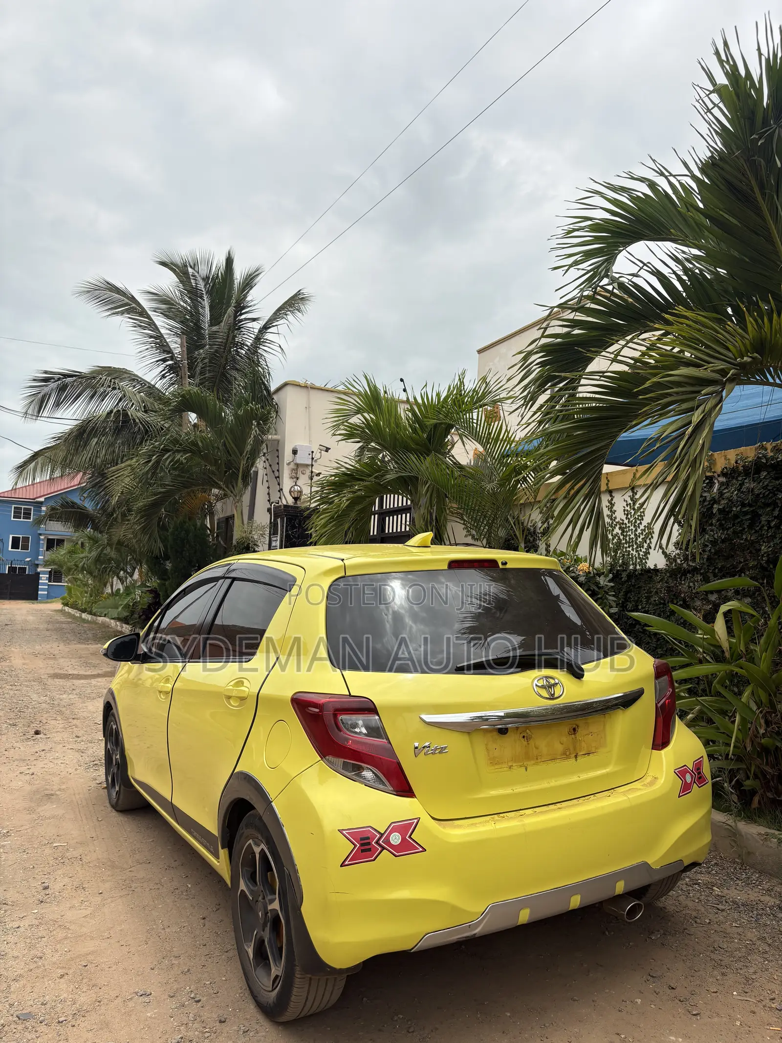 Toyota Vitz 1.3 FWD 3dr 2016 Yellow