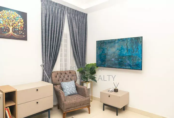 2-Bedroom Apartment, Central Teshie. 7 Mins From Labadi