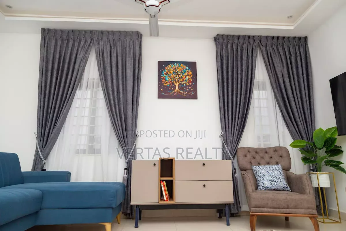 2-Bedroom Apartment, Central Teshie. 7 Mins From Labadi