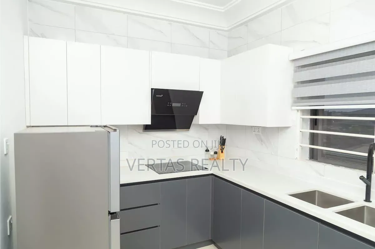 2-Bedroom Apartment, Central Teshie. 7 Mins From Labadi