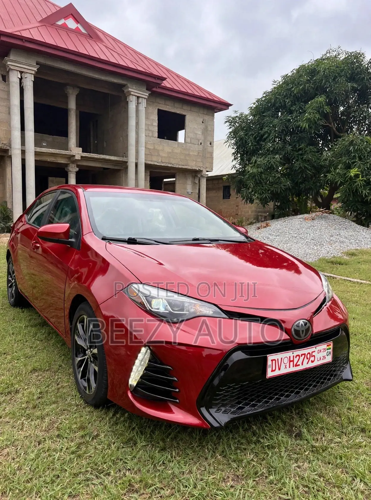 Toyota Corolla LE (1.8L 4cyl 2A) 2018 Red