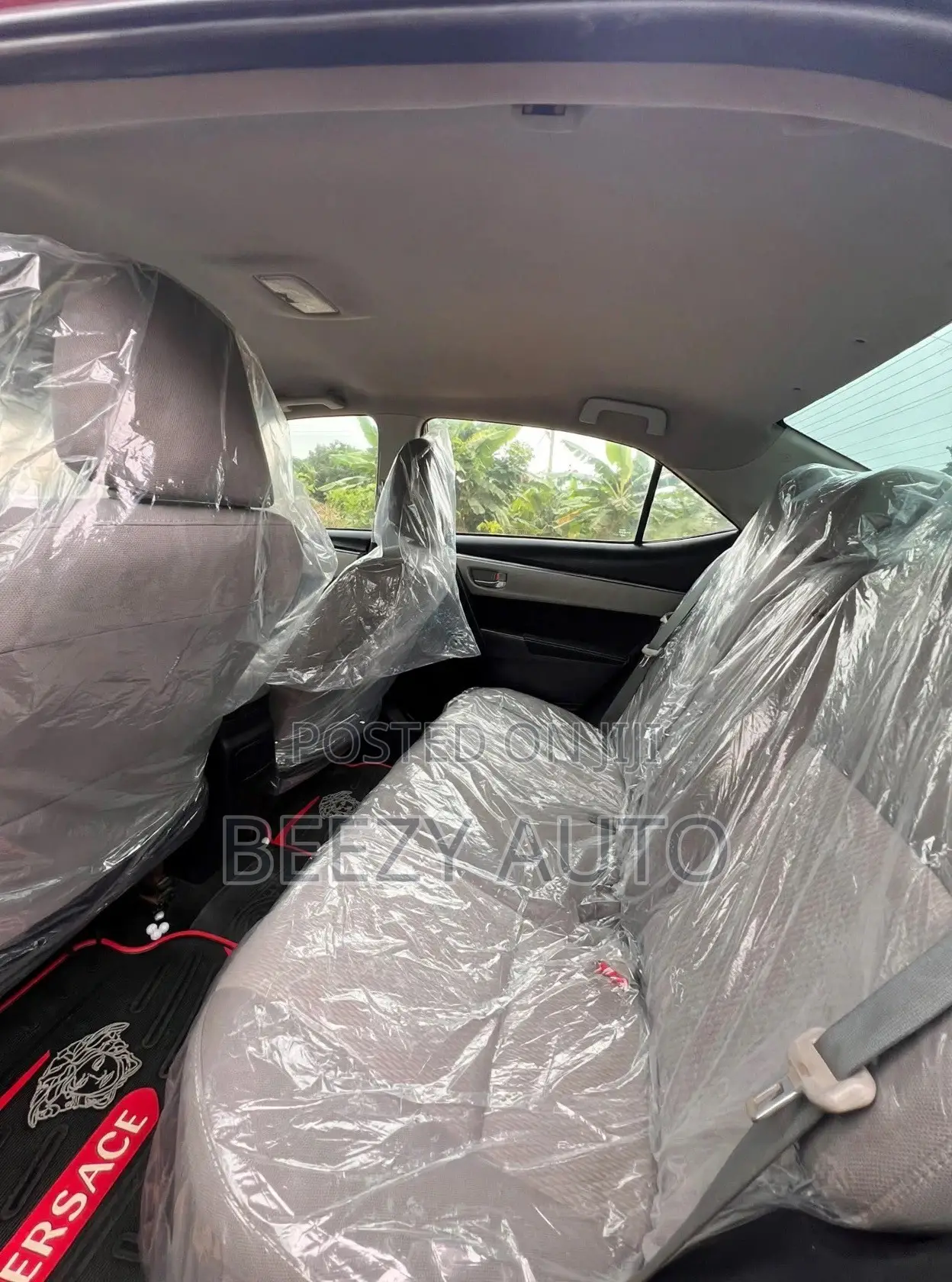 Toyota Corolla LE (1.8L 4cyl 2A) 2018 Red