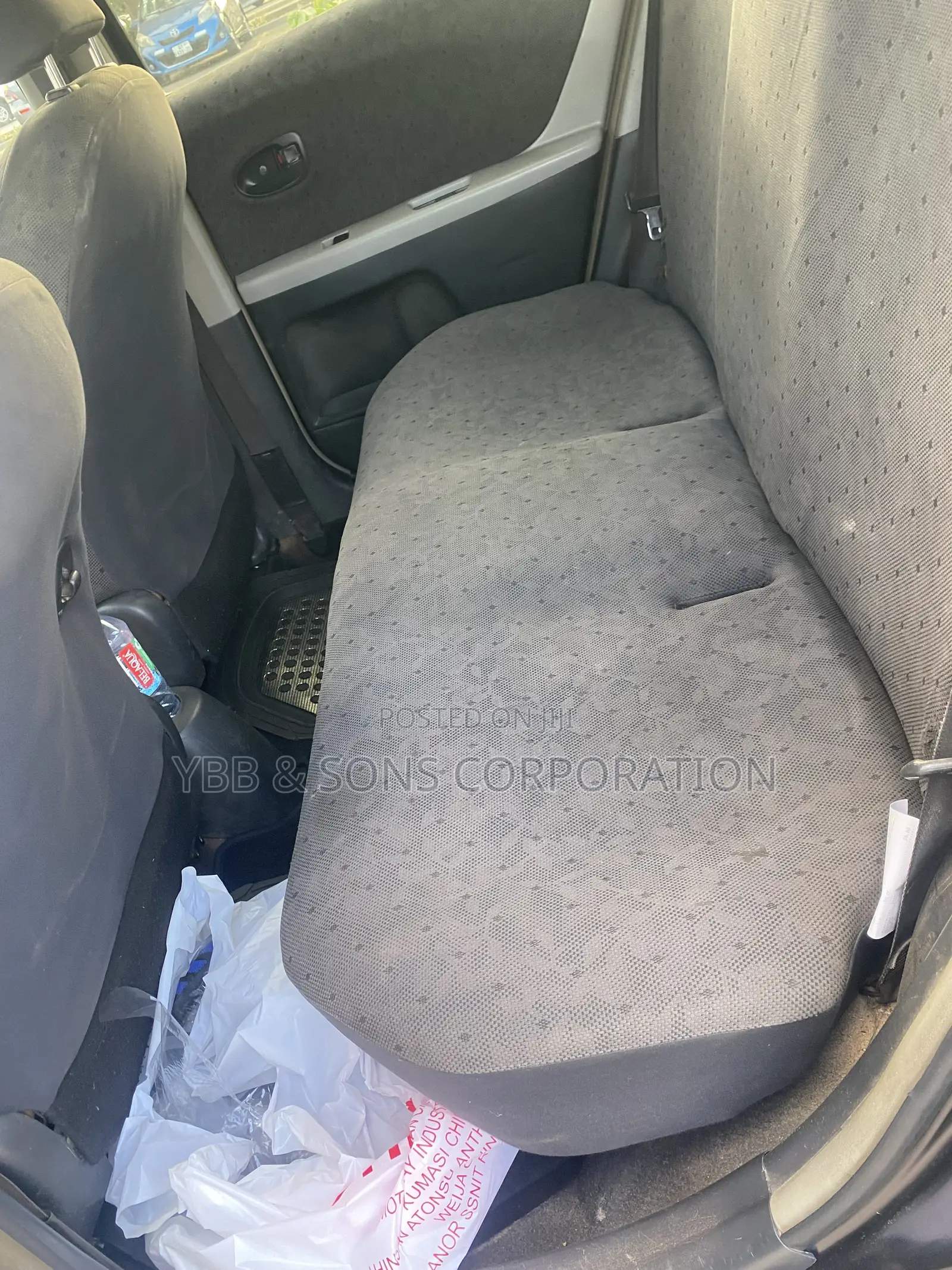 Toyota Vitz 2010 Black