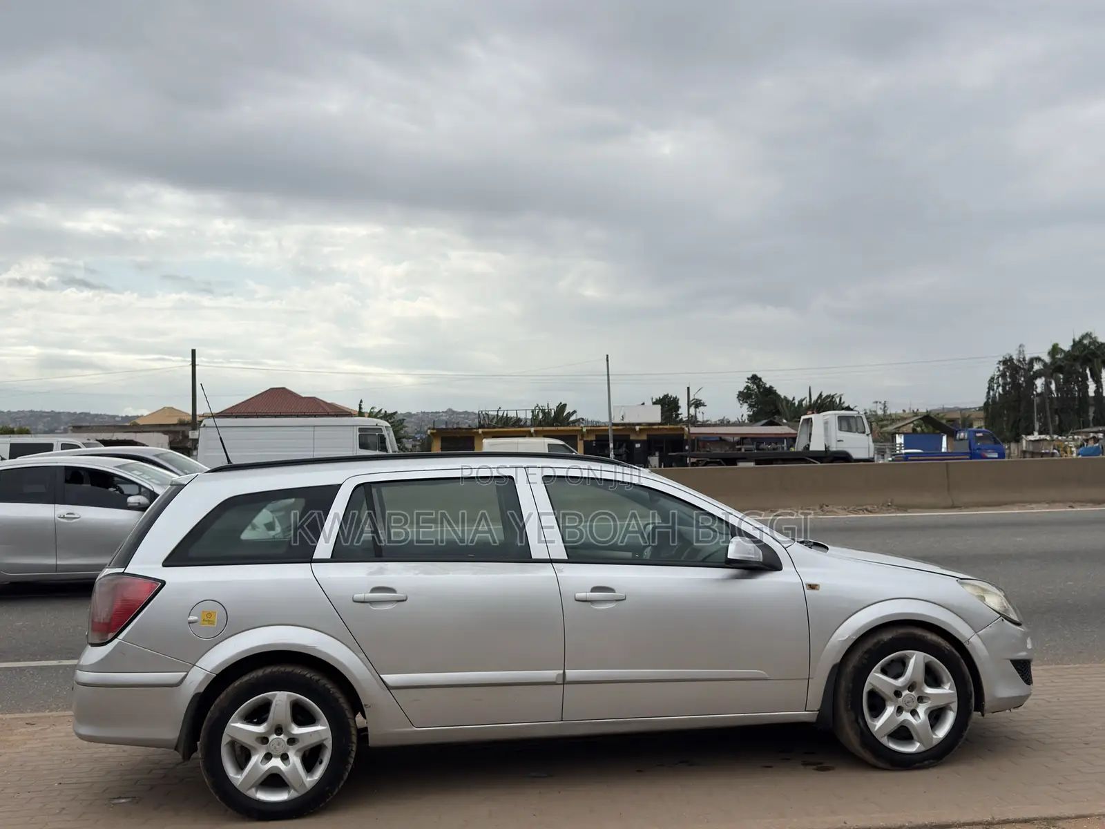 Opel Astra 1.9 CDTi Enjoy 2010 Silver