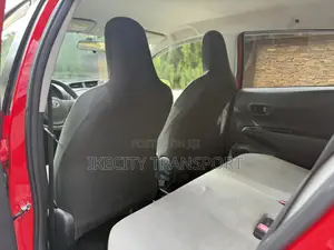 Toyota Vitz 1.3 AWD 5dr 2013 Red