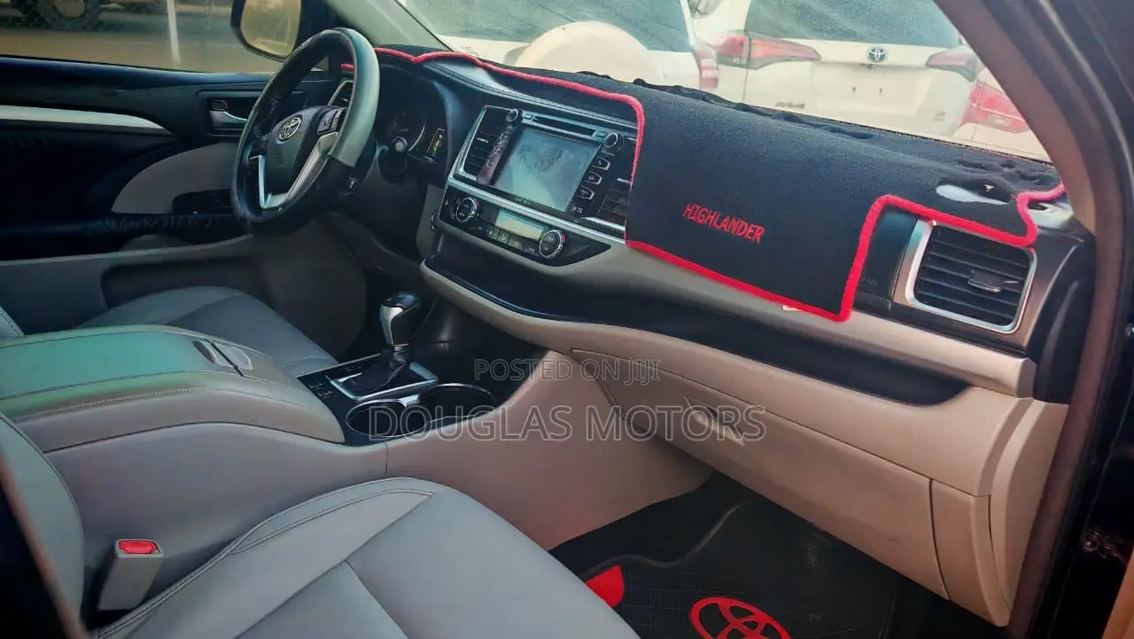 Toyota Highlander XLE 4dr SUV (3.5L 6cyl 6A) 2015 Black