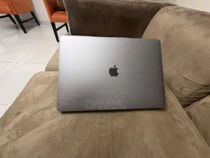 Laptop Apple MacBook Pro 2018 16GB Intel Core i9 SSD 1T