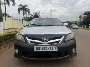 Toyota Corolla 2013 Silver