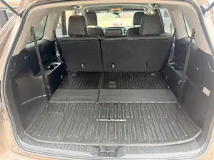Toyota Highlander LE 4x4 V6 (3.5L 6cyl 8A) 2018 Brown