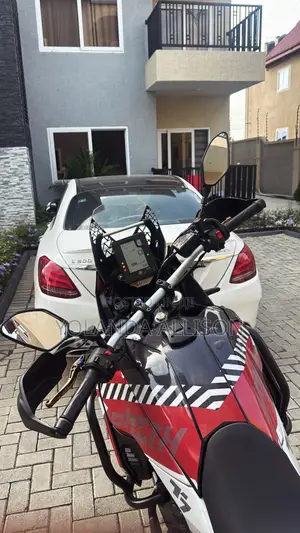 Yamaha 2021 Red