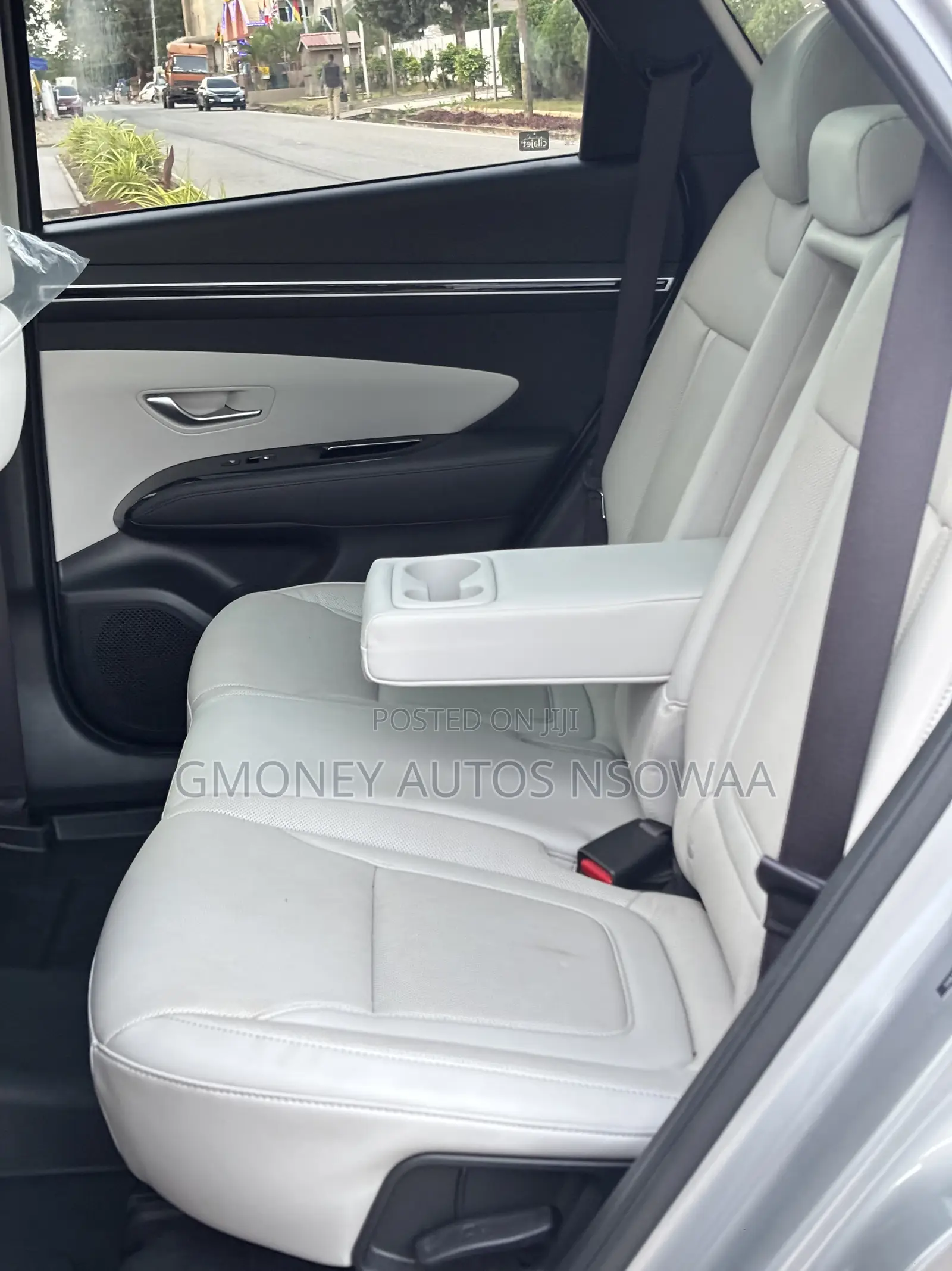 Hyundai Tucson Limited AWD 2025 Silver