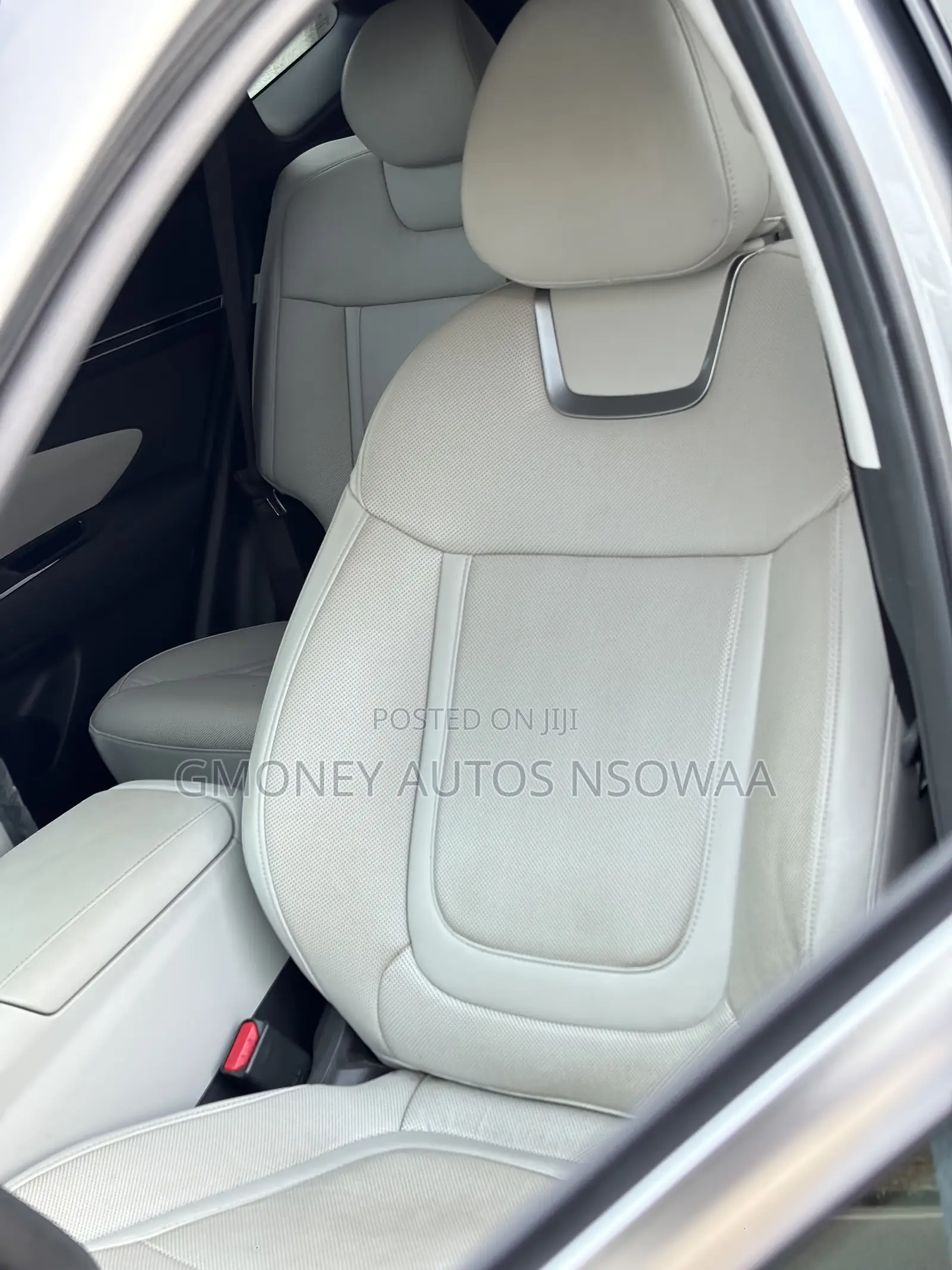 Hyundai Tucson Limited AWD 2025 Silver