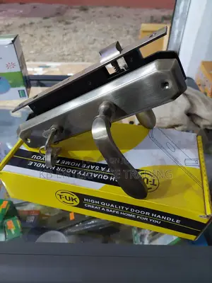 T-Uk High Quality Door Handle
