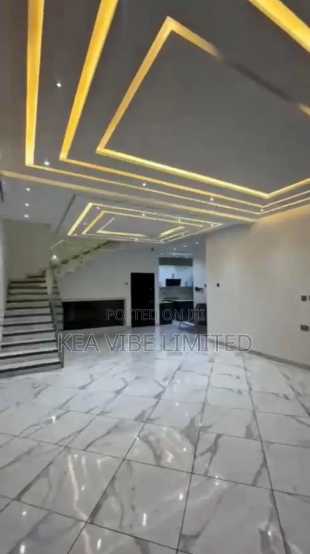 4 Bedrooms House for Rent