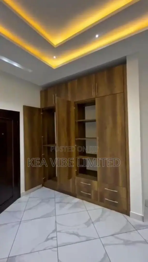 4 Bedrooms House for Rent