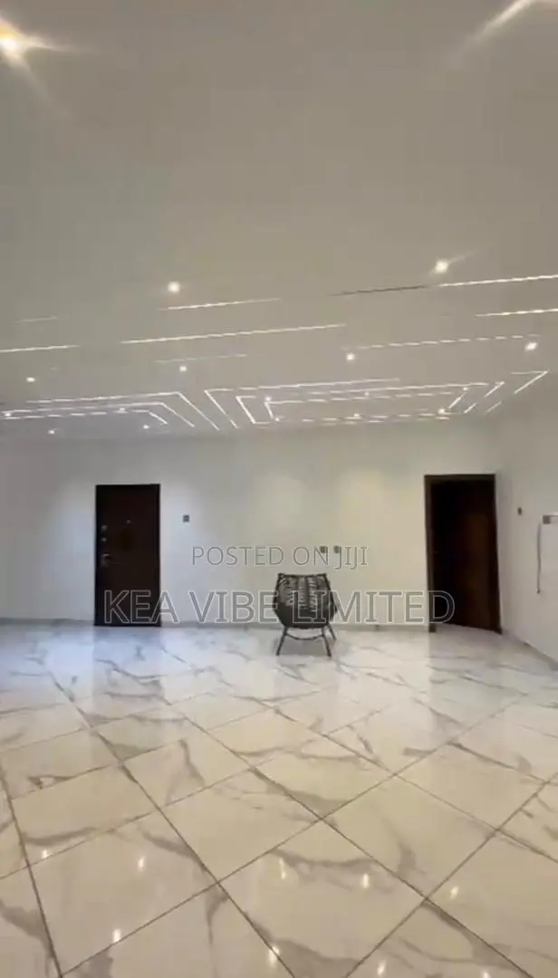 4 Bedrooms House for Rent