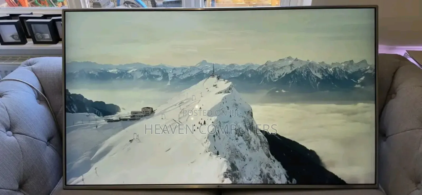 LG 65inches TV