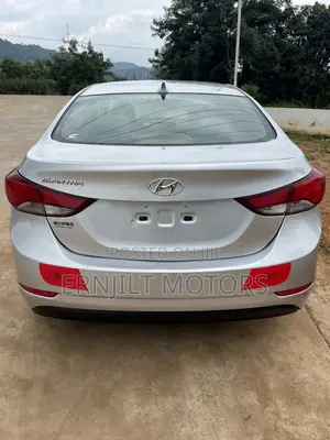 Hyundai Elantra 2013 Silver