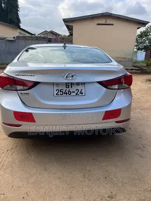 Hyundai Elantra 2013 Silver
