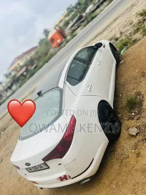 Kia Optima 2011 White