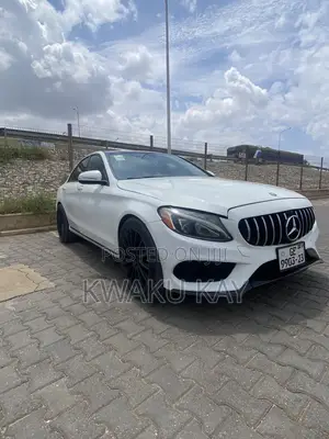 Mercedes-Benz C300 Sport 4dr AWD 4Matic Sedan (2.0L 4cyl 7A) 2015