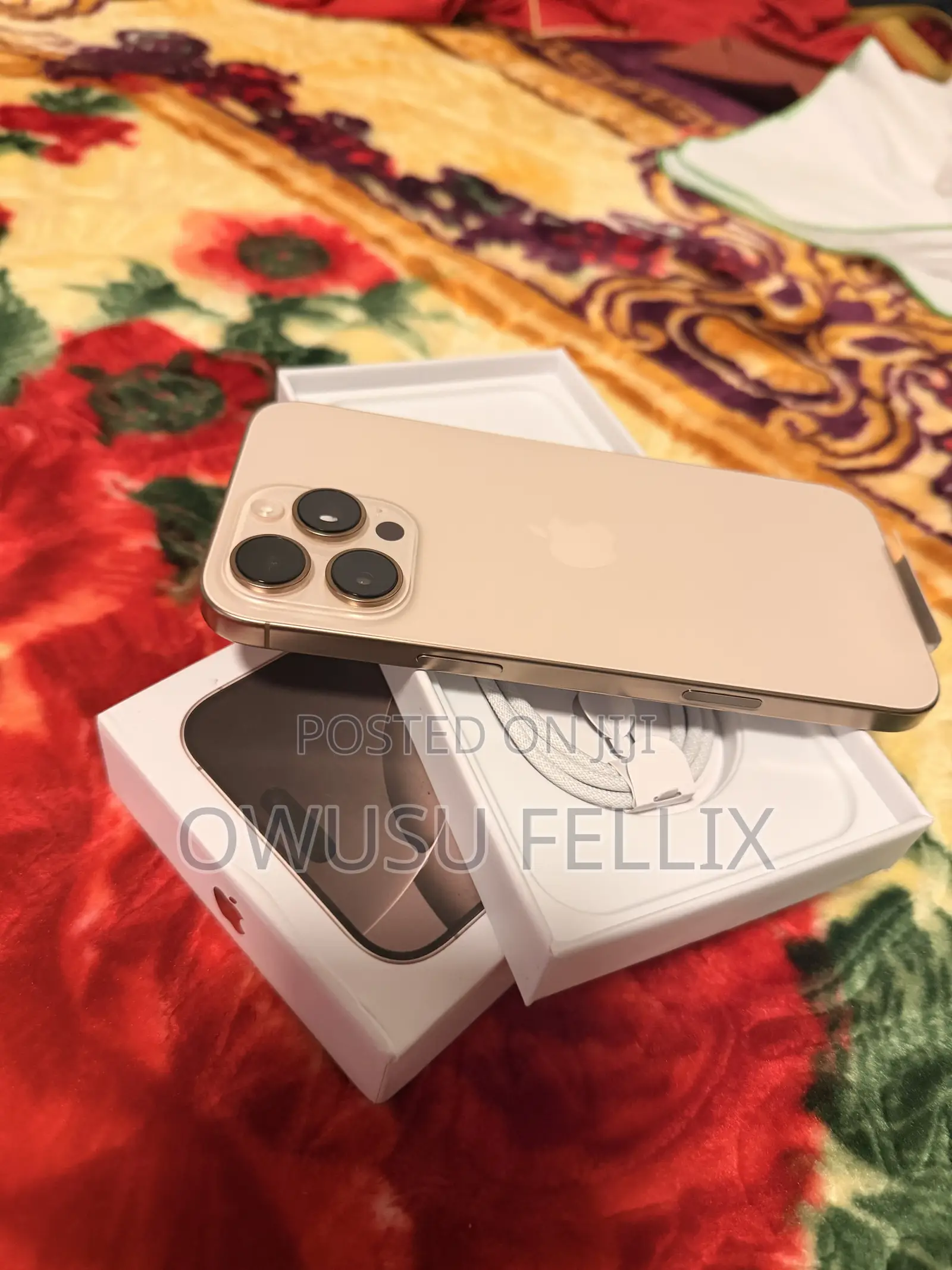 Apple iPhone 16 Pro Max 256 GB Gold