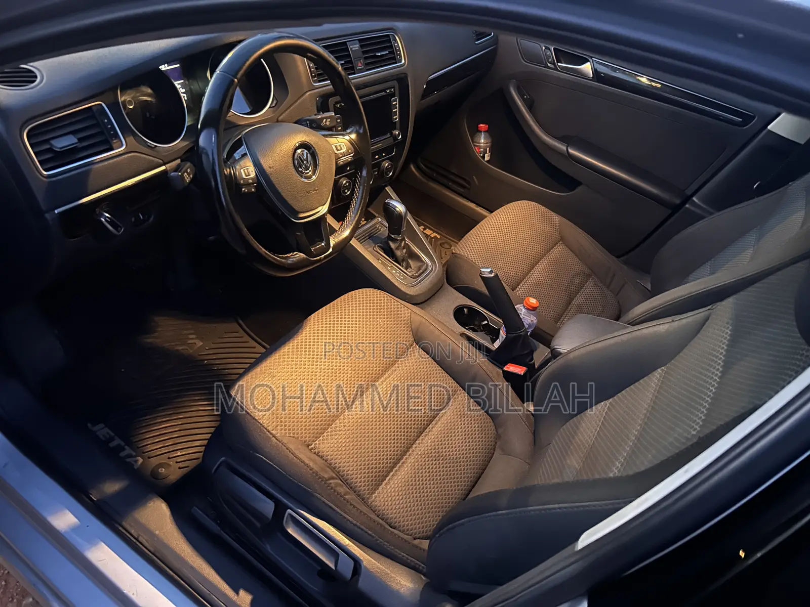 Volkswagen Jetta SE 4dr Sedan (1.8L 4cyl Turbo 5M) 2015 Silver