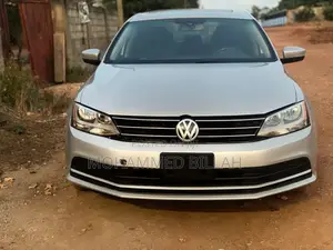 Volkswagen Jetta SE 4dr Sedan (1.8L 4cyl Turbo 5M) 2015 Silver