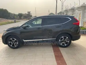 Honda CR-V Touring AWD 2019 White