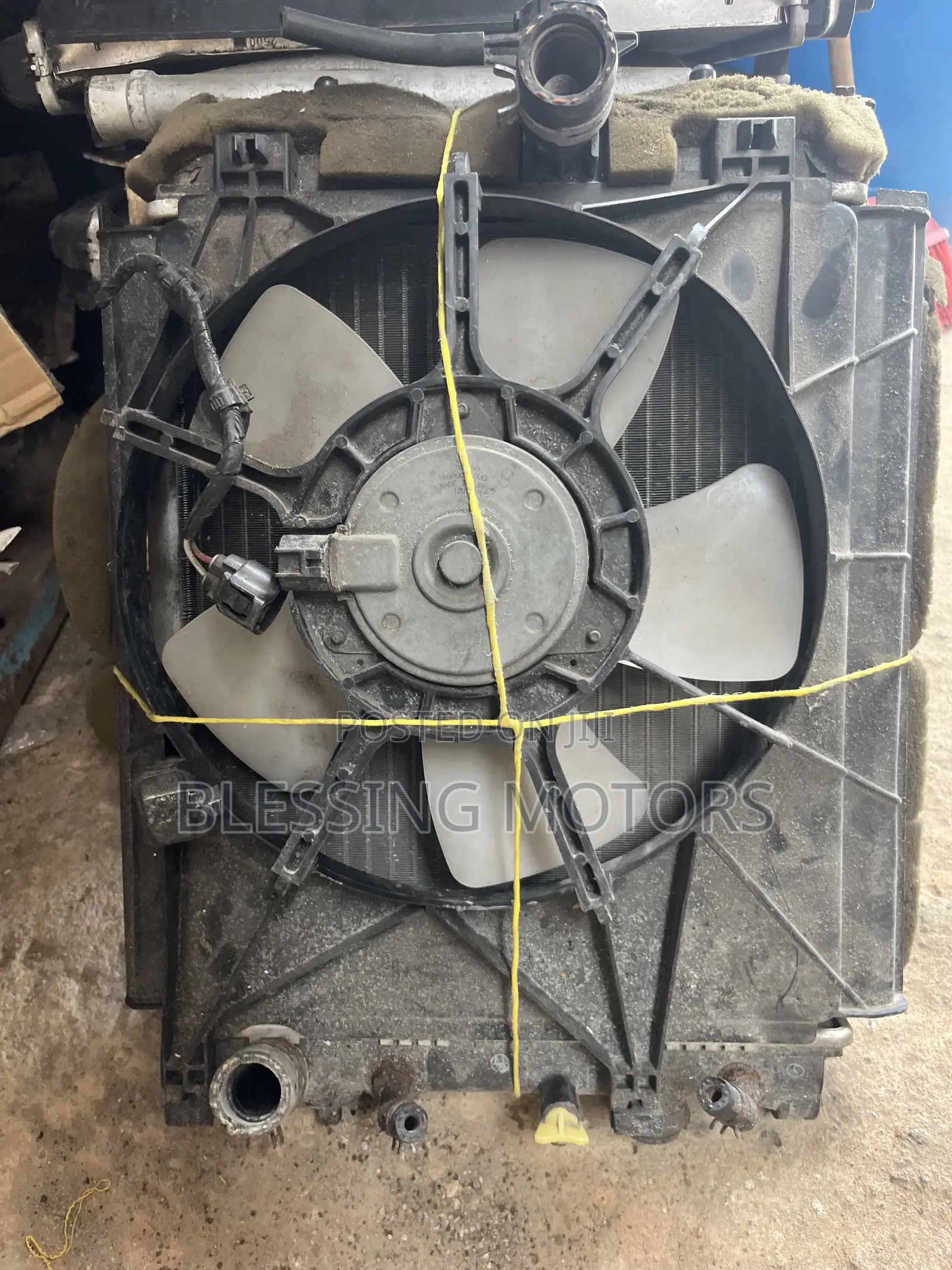 Toyota Passo Complete Radiator Thank With Condenser
