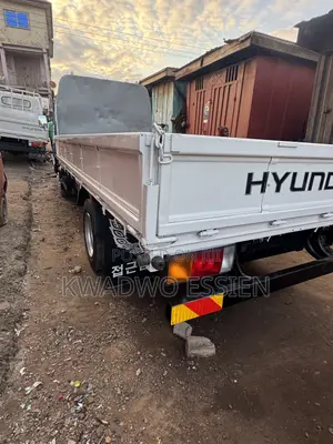 Hyundai Mighty