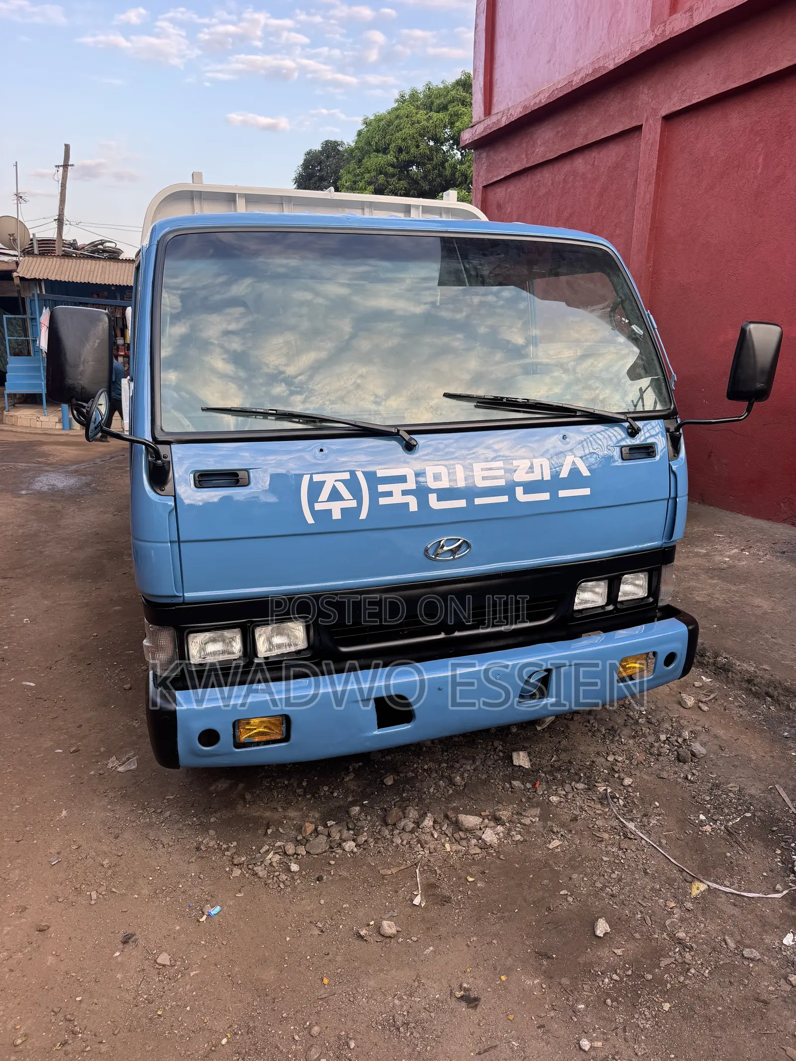 Hyundai Mighty