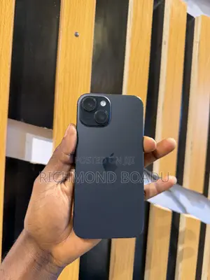Apple iPhone 15 128 GB Black