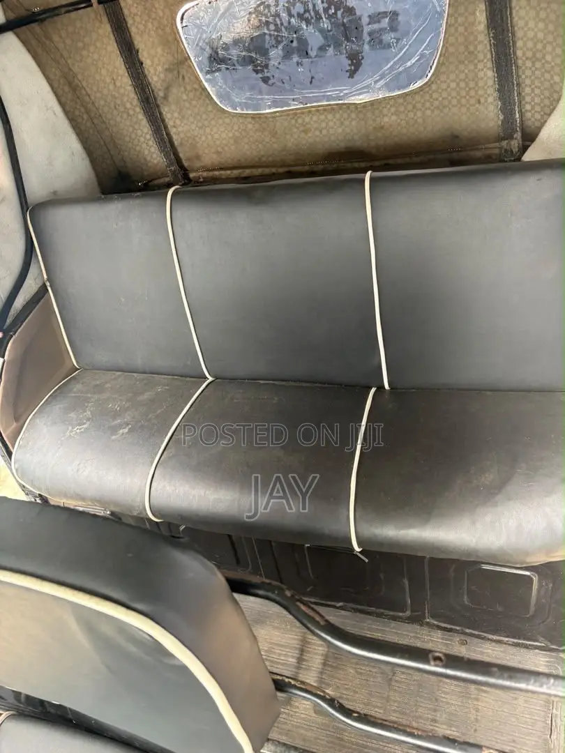 Bajaj RE 2022 Black