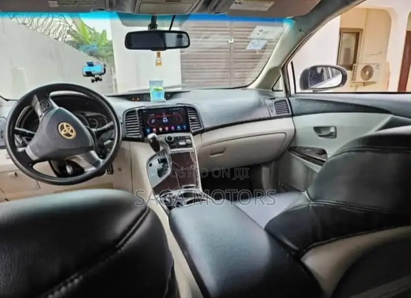 Toyota Venza 2012 White