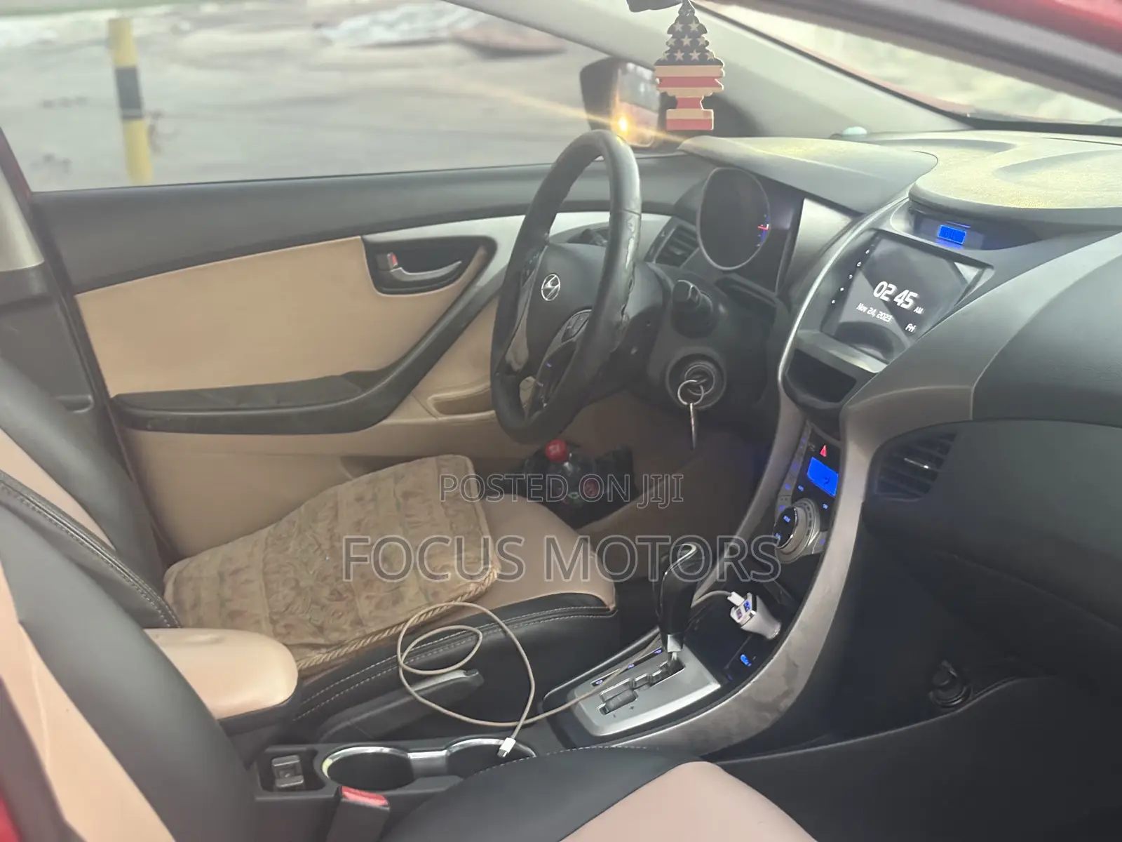 Hyundai Elantra 2013 Red