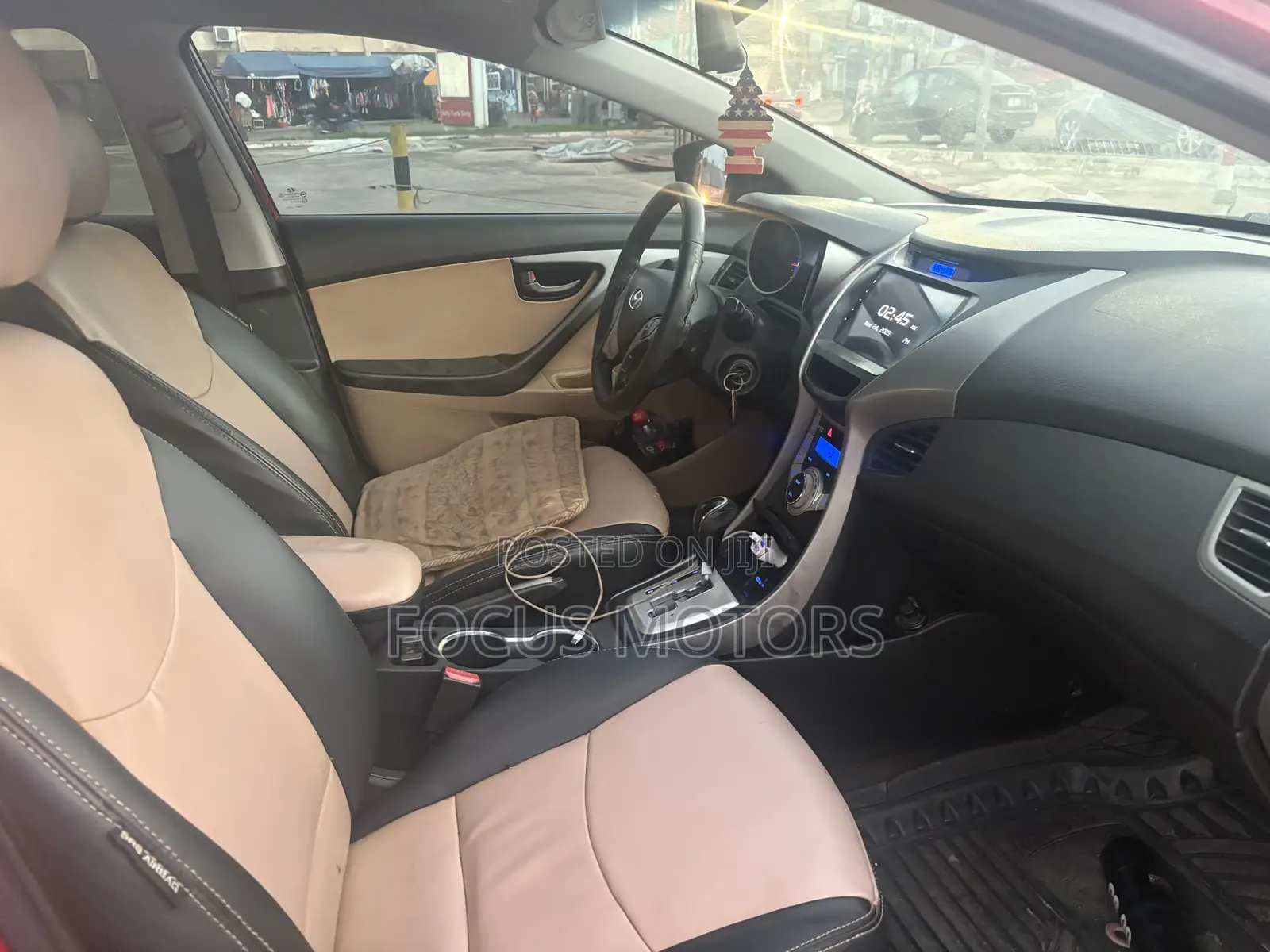 Hyundai Elantra 2013 Red