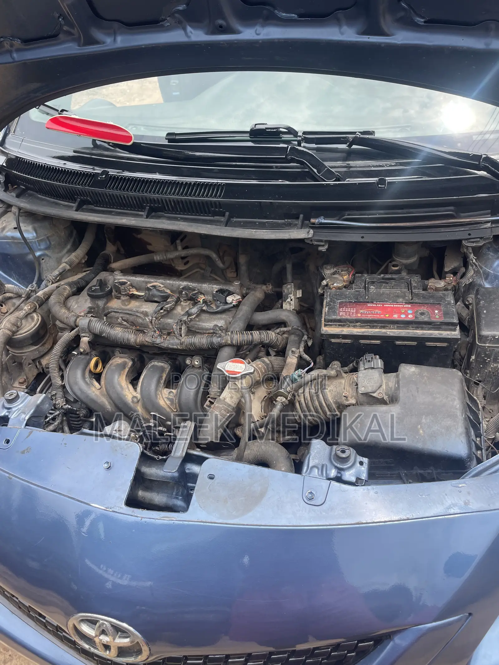 Toyota Yaris Base Sedan 4dr 2010 Blue