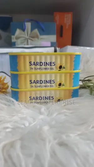 Nixe Sardines in Sunflower Oil. From UK