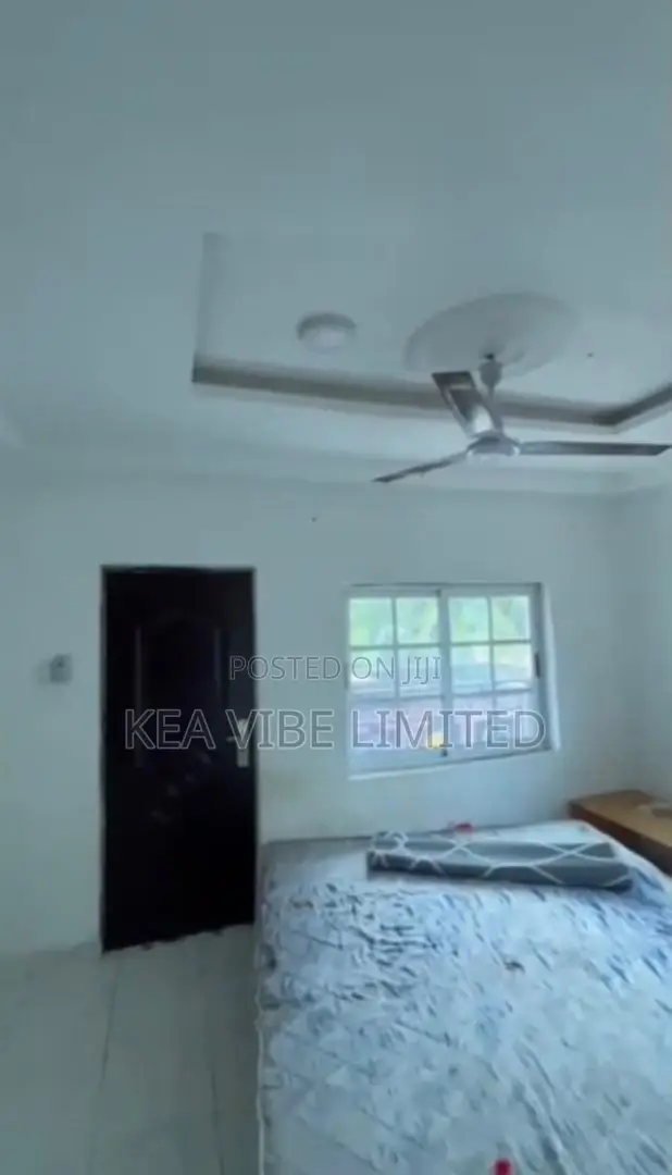 3bdrm Apartment in The Mall for rent
