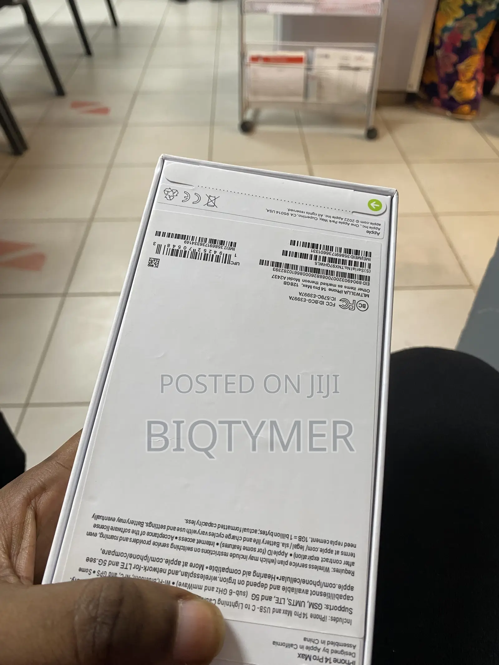 New Apple iPhone XR 64 GB Black